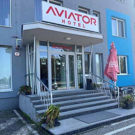 Aviator Garni Hotel Bratislava Exterior photo